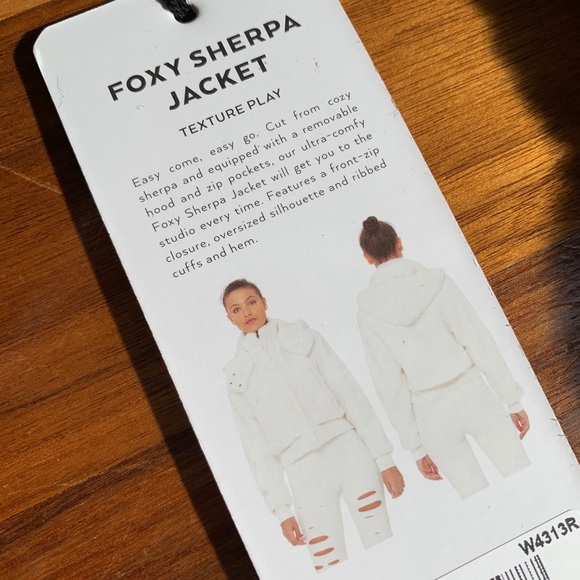 Alo Foxy Sherpa Jacket, New - Picture 9 of 11